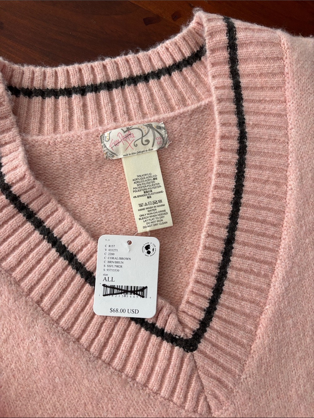 FREE PEOPLE OVERSIZE SWEATER VEST WITH SIDE TIGHT TASSELS - Picture 7 of 8